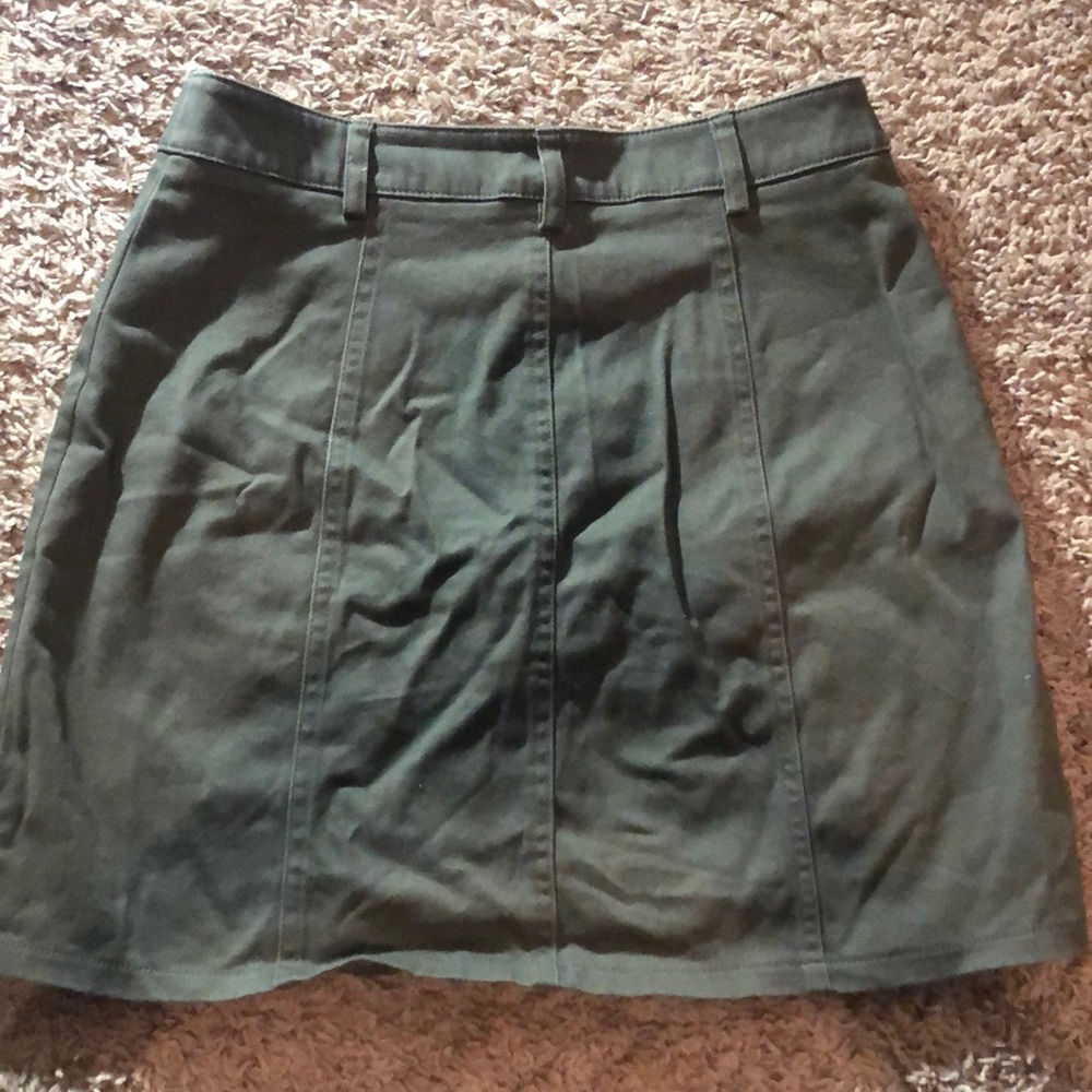 Button down skirt - Picture 2 of 3